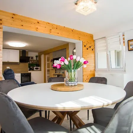 Badia Apartment Ston